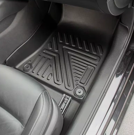 Tapete NobreCar instalado num Volkswagen Golf 2023